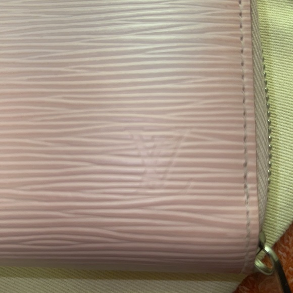 Louis Vuitton zippy wallet. Pale pink - Picture 5 of 7